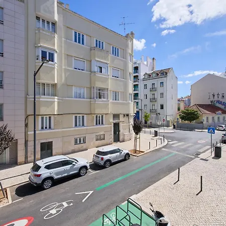 Candido Residences 公寓