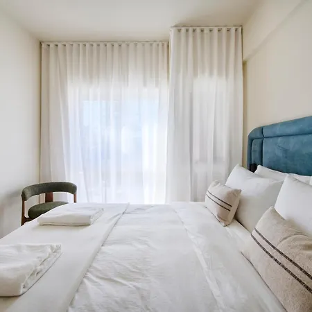 Candido Residences 公寓 *